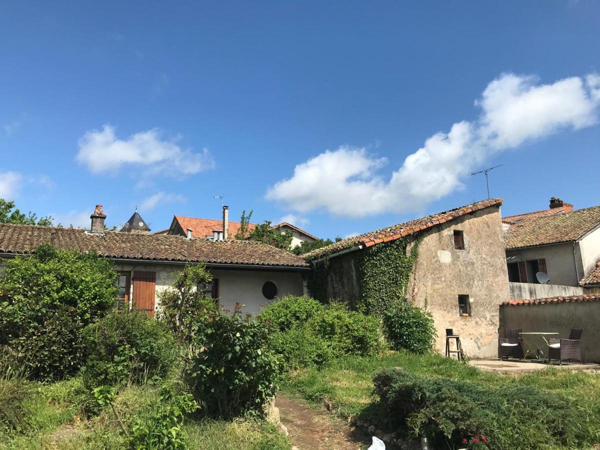 May'S Cottage Availles-Limouzine 外观 照片
