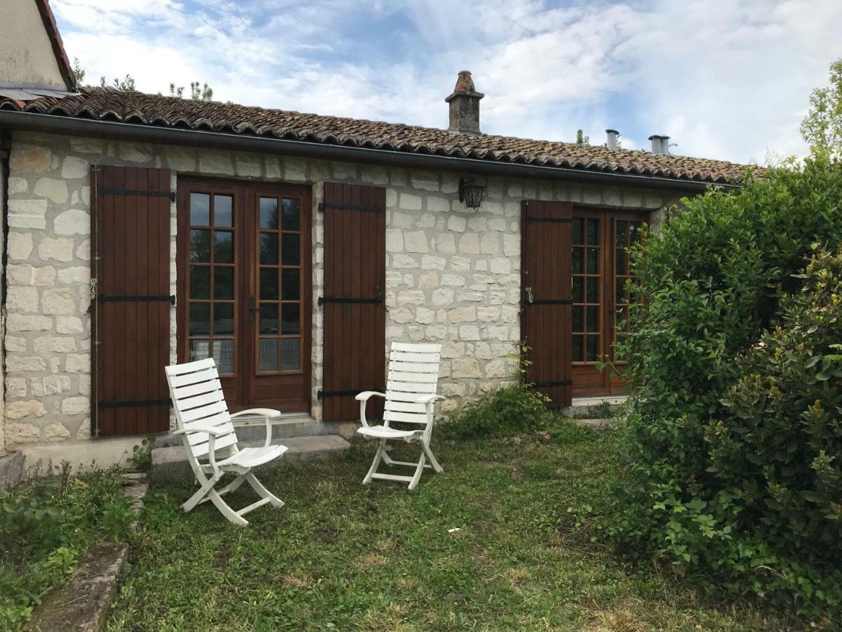 May'S Cottage Availles-Limouzine 外观 照片